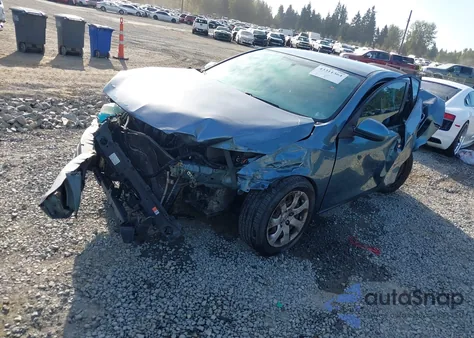 2011 Mazda Mazda3 I Sport из США, поврежденный, VIN JM1BL1UF6B1482703